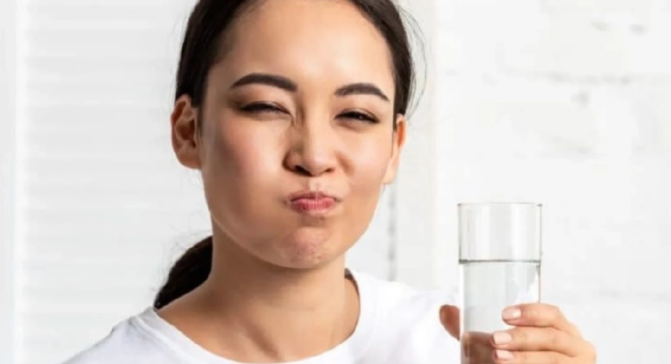 Herbal Mouthwashes: DIY Recipes for Fresh Breath and Healthy Gums